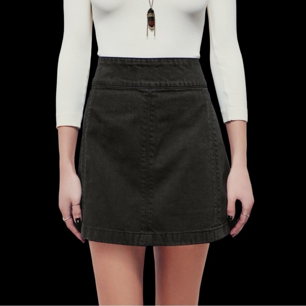 Free People ‘Zip To It’ Black A-Line Denim Mini Skirt Size 6